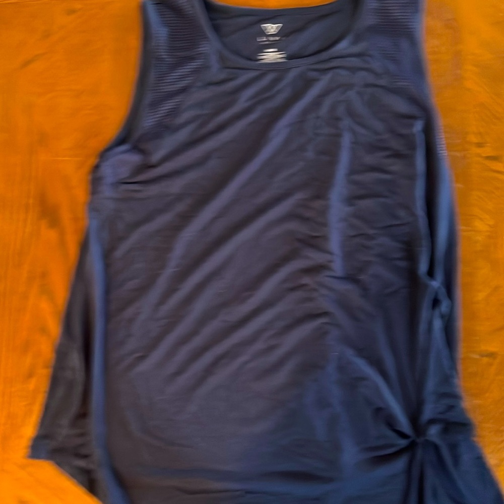 Athletic top/yoga